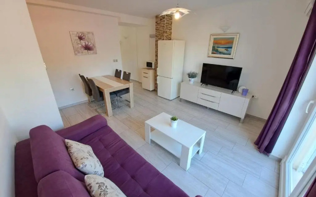 Apartments Šišević - Comfort Apartments with Balcony and Sea View