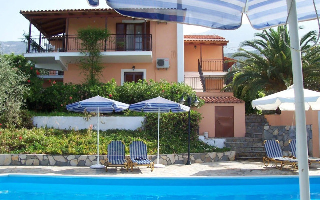Manolia Studios