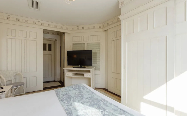 Suite com cozinha dentro de hotel ILCTOP