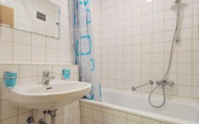 Apartment house near the lake