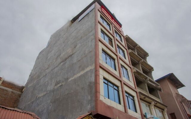 OYO 305 Hotel Gauri