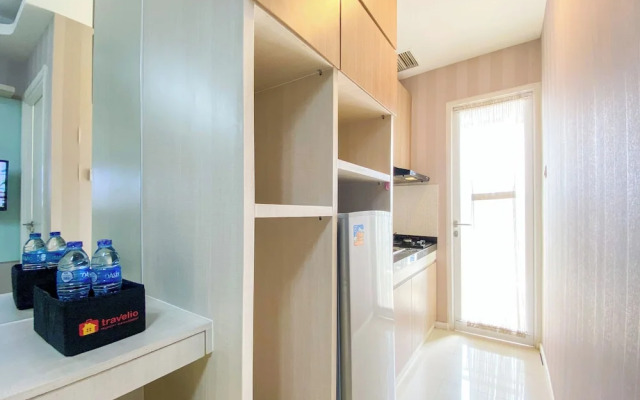 Homey Apartment With 1Br At Parahyangan Residence