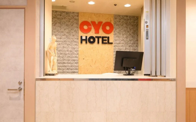 Oyo Ueda Station Hotel