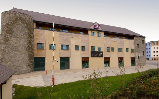 Premier Inn Caernarfon