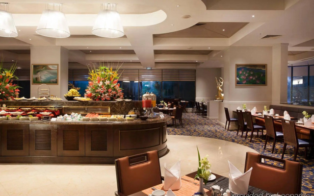 Sedona Hotel Yangon