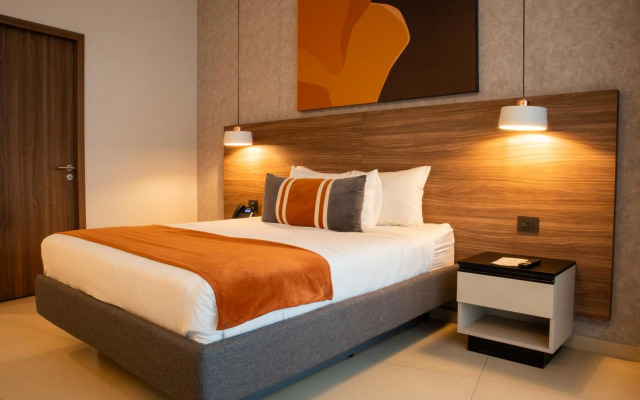 Hotel Casino Grand Vía Dorada