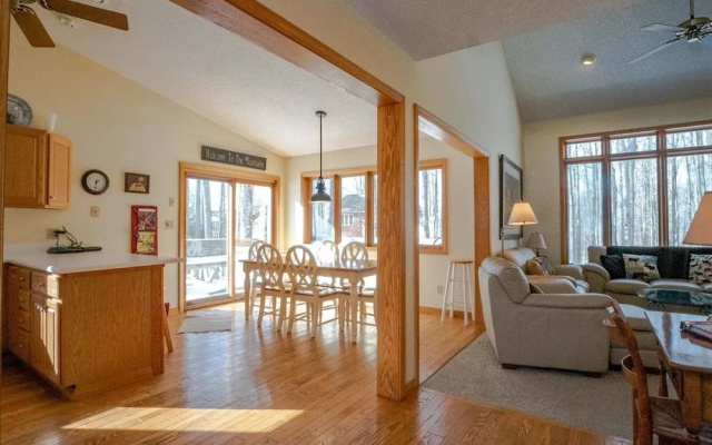 Golden Bear Inn