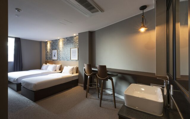 No.25 Signature Hotel Daechung