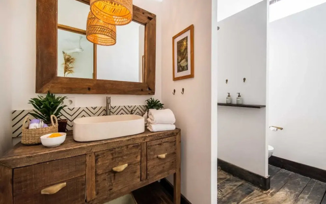 Tropical Design, Private Villa, 3 BR, Umalas