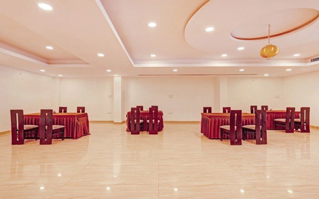 Treebo Silver Stallion