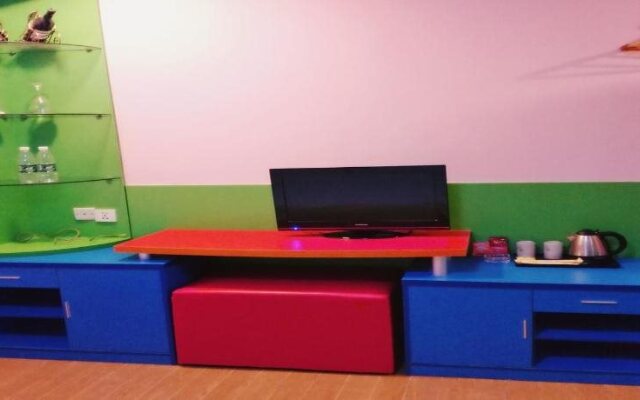 e Home Hotel Nanzhou Railway Staion