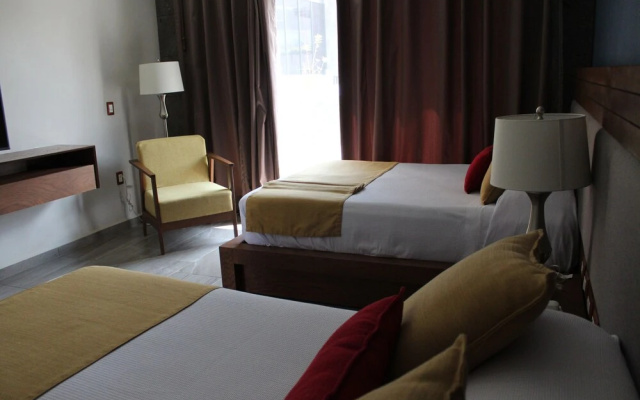 Hotel Rancho Tabachines