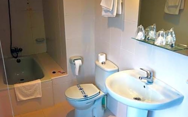 Don Hotel