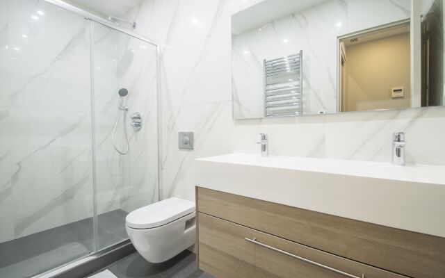 Luxury Apartment in Paris - République
