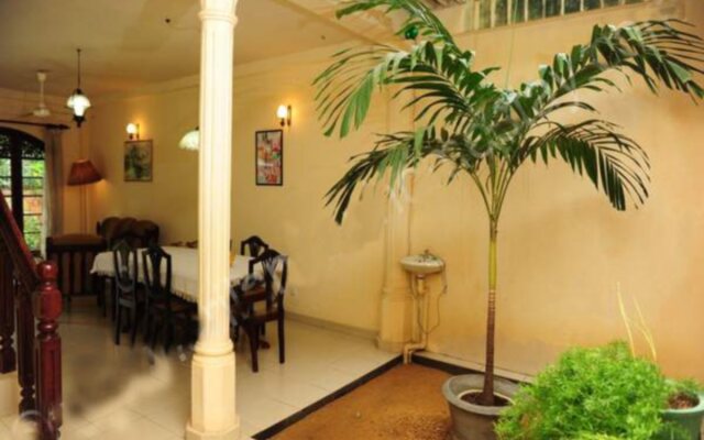 Holiday Nest Bed And Breakfast