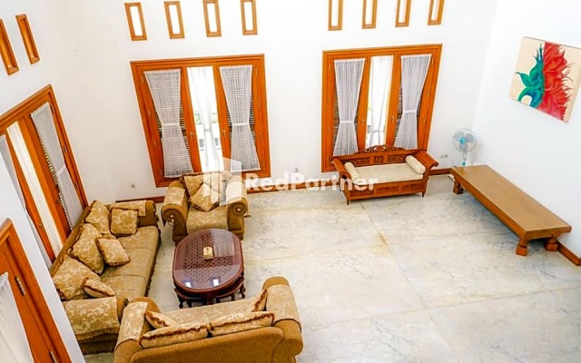 RedDoorz @ Daffi Araya