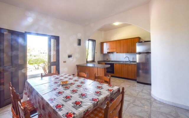 Nice Apartment in Ricdi With Wifi and 2 Bedrooms