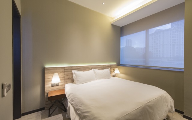 Louis Kienne Serviced Residences