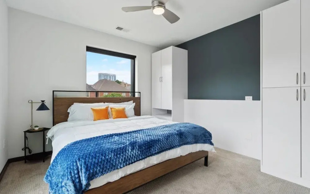 CozySuites on Mass w garage parking 19