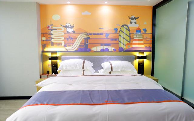 Junyi chain hotel Xintina Xiufeng Street store