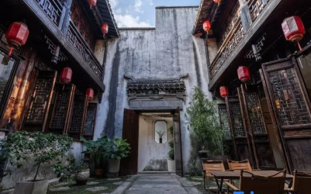 Shanghai Sanqiao Hotel