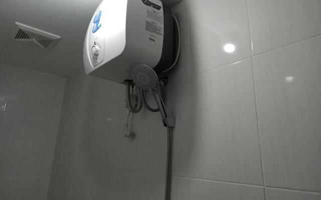 OYO Life 2988 Medokan N2 Residence