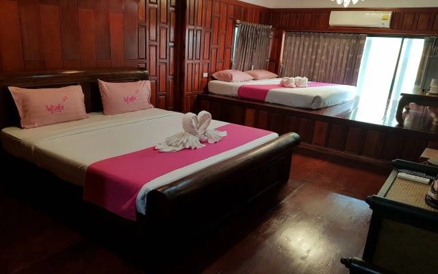 PoonSook Resident Hotel