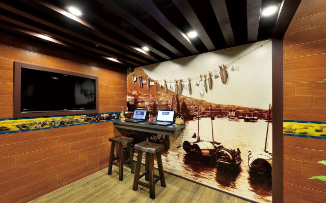 The Shai Red Hotel - formerly Mingle in The Shai
