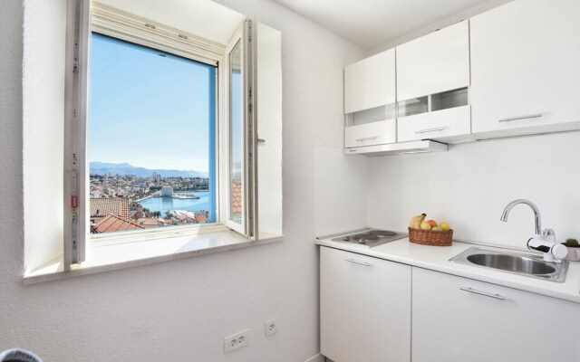 Nice Apartment in Split With 1 Bedrooms and Wifi