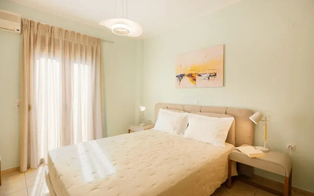 Irida Villa