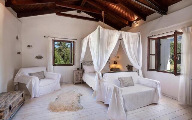 Verekinthos Villa, a Fine Country Retreat, By ThinkVilla