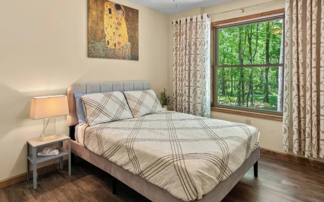 Summit Solitude by Avantstay Lake & Beach Access