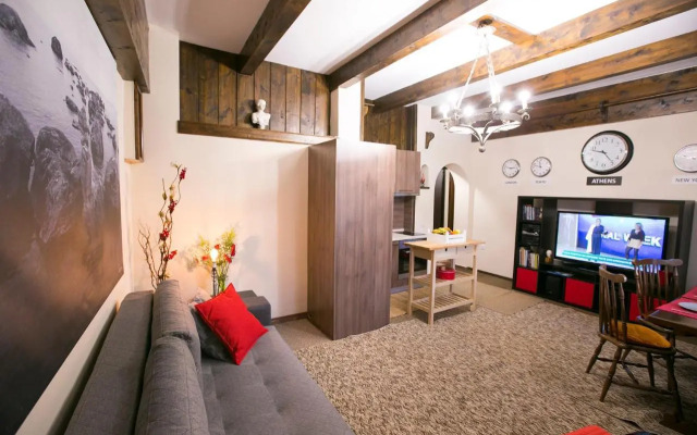 Spacious Apartment Next To Metro - Marousi