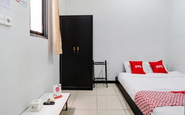 Capital O 3952 Hotel C 18 Cibaduyut