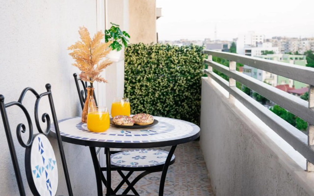 Artsy riverside suite - Amazing central apartment