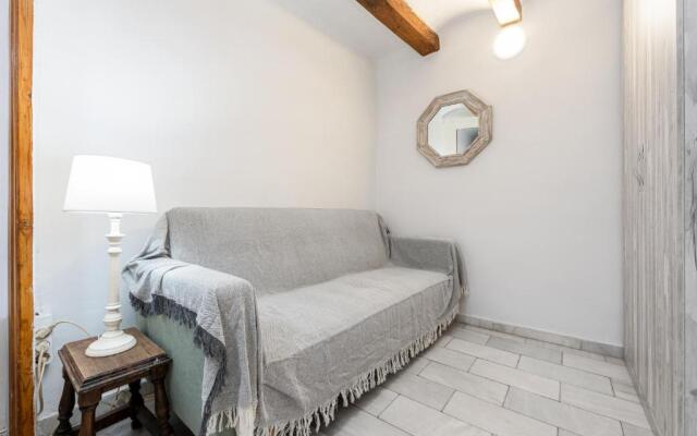 Hauzify I Apartament Domus