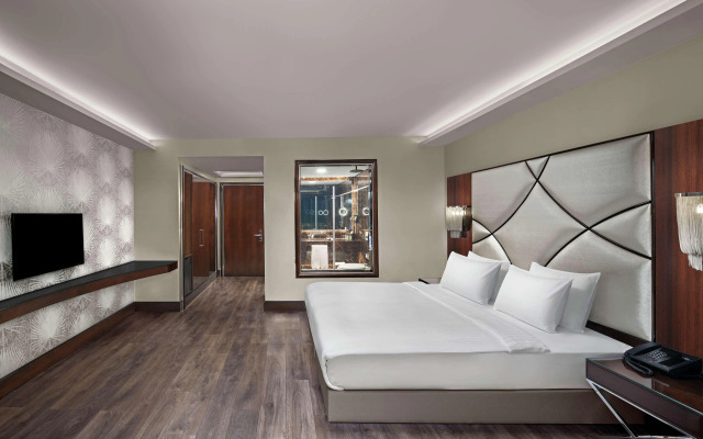 DoubleTree by Hilton Istanbul Gayrettepe