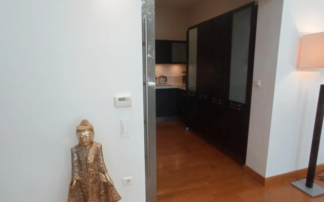 Ultra-Modern Living, Luxe 4BR with Private Outdoor Pool