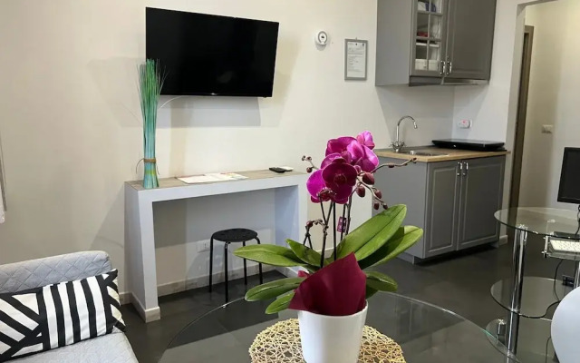 Floor 6 Boutique Rooms by DOT Suites