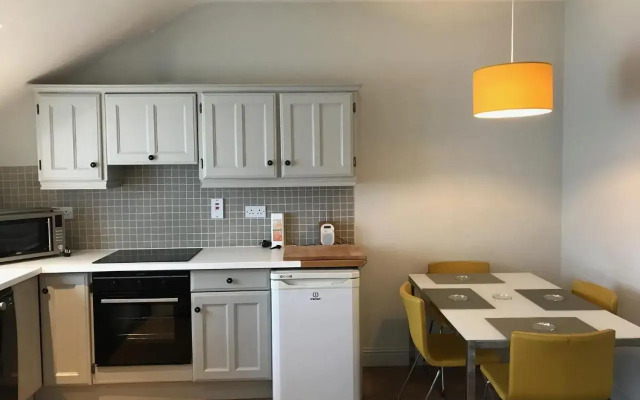 Inchydoney Apt 6, Block D