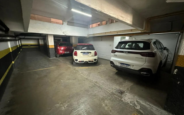 Amplo apartamento Avenida Atlantica