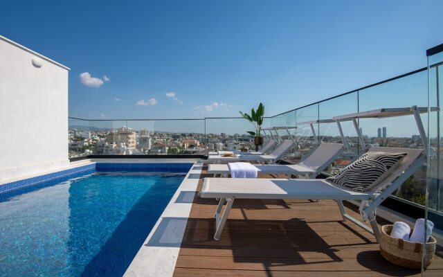 Sanders Crystal 1 - Cute  2-bdr Apt With Shared Pool