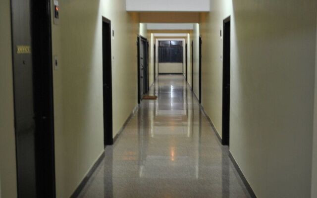 Hotel B M Shree Residency