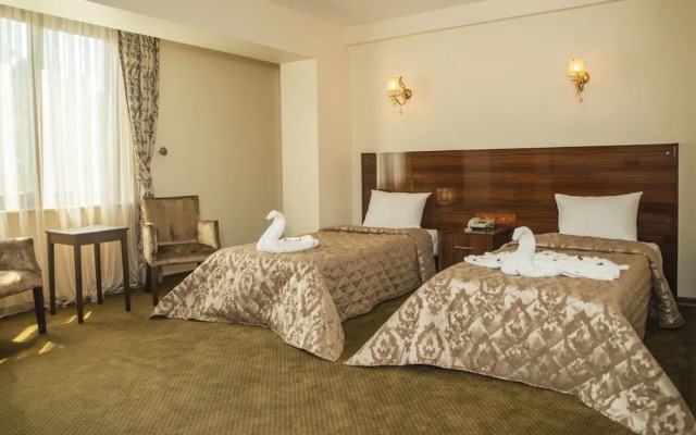 Neccar Otel