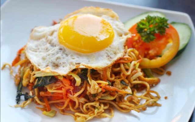 OYO 2854 COZY B&B Seminyak