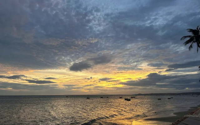 Rainbow Beach Mũi Né - Homestay & Coffee