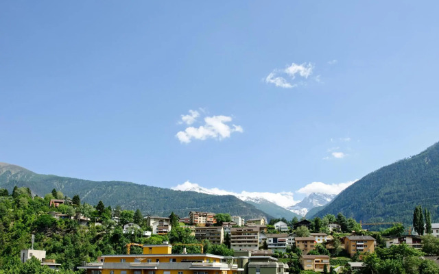 Hotel Ambassador Brig