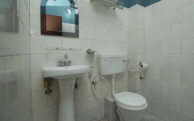 OYO 24177 Himadri Inn