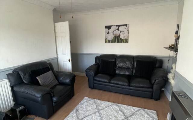 March-2bed Apt - Family Friendly - Pet Friendly