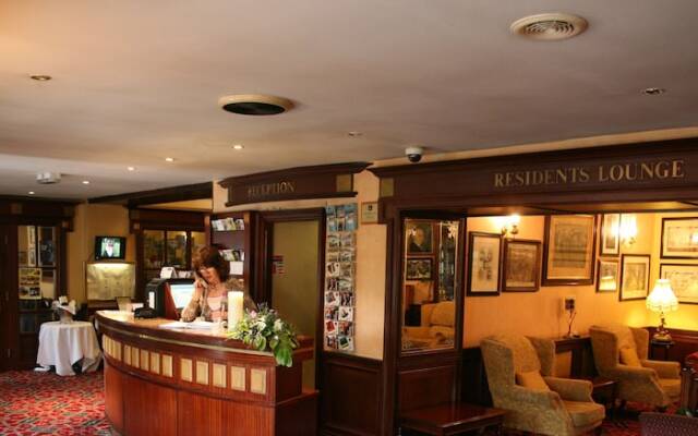 Woodenbridge Hotel and Lodge